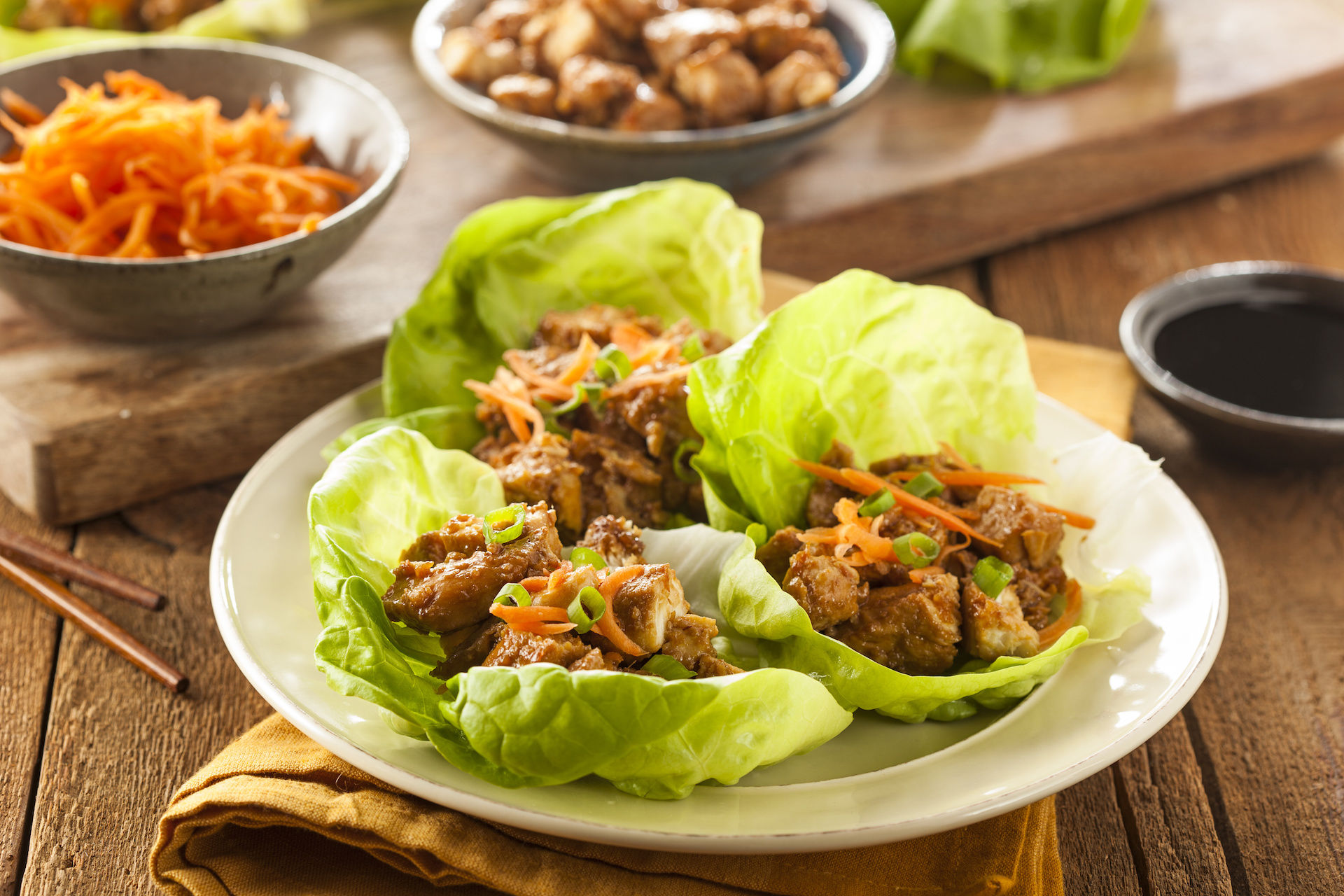 Healthy Asian Chicken Lettuce Wrap with Carrots